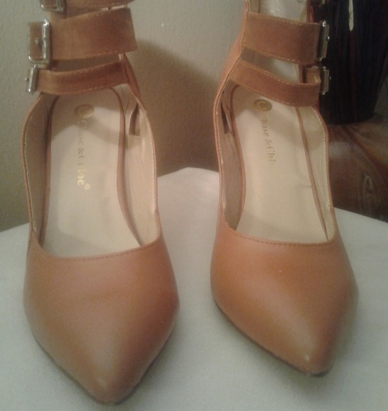 🆕️ CHASE & CHLOE: Strap Shoes - Picture 7 of 8